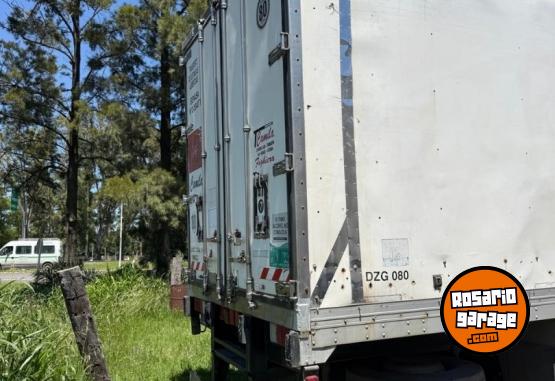 Camiones y Grúas - SEMIRREMOLQUE TÉRMICO 2+1 BONANO. AÑO 2002 - 13,5 mts - En Venta