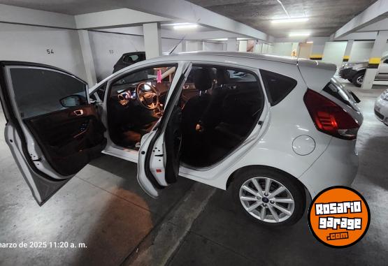 Autos - Ford Fiesta KD 5 P, Modelo SE 2019 Nafta 40000Km - En Venta