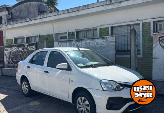 Autos - Toyota Etios X 1.5 2018 Nafta 140000Km - En Venta