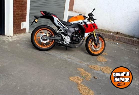 Motos - Honda cb190 repsol 2017 Nafta 15000Km - En Venta