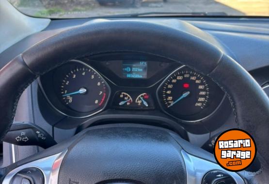 Autos - Ford Focus SE Plus 2.0 2015 Nafta 93000Km - En Venta