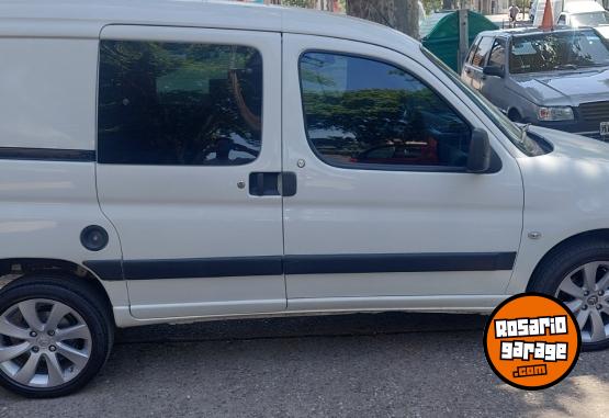 Utilitarios - Citroen Berlingo 2017 Diesel 170000Km - En Venta