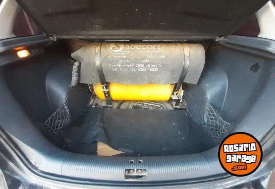 Autos - Volkswagen Suran 1.6 Tredline 2010 GNC 482000Km - En Venta