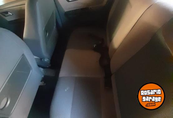 Autos - Volkswagen Suran 1.6 Tredline 2010 GNC 482000Km - En Venta