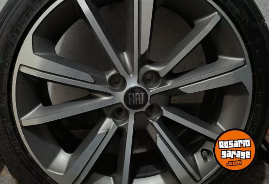 Accesorios para Autos - Llanta y cubierta. Fiat cronos - En Venta