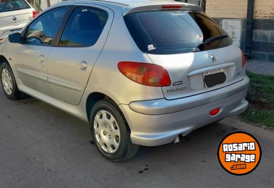 Autos - Peugeot 206 2008 Diesel 180000Km - En Venta
