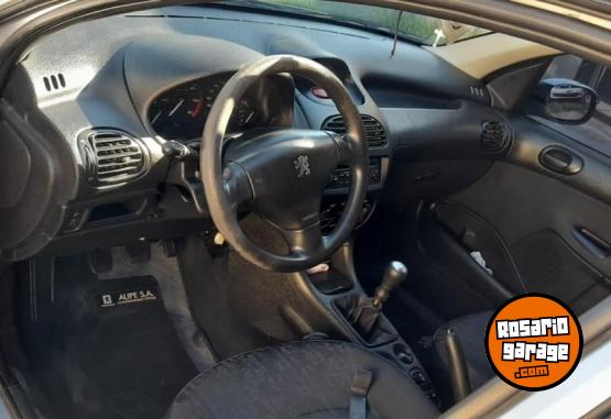 Autos - Peugeot 206 2008 Diesel 180000Km - En Venta