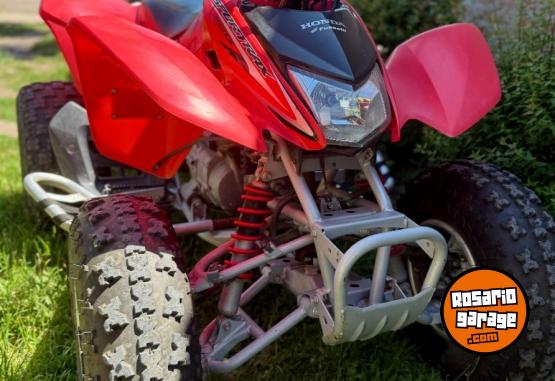 Cuatris y UTVs - Honda TRX 250X 2011 1000Km - En Venta