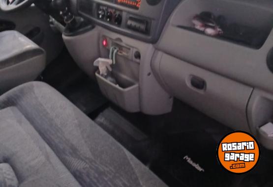 Utilitarios - Renault L1 H1.Furgon 2013 Diesel 340400Km - En Venta