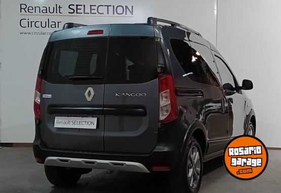 Utilitarios - Renault KANGOO II STEPWAY 1.6 2022 Nafta 135704Km - En Venta