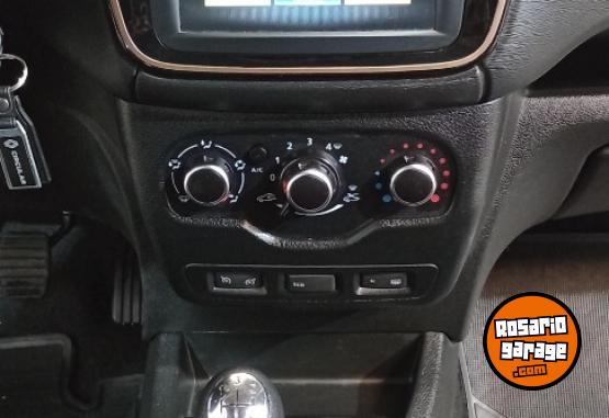 Utilitarios - Renault KANGOO II STEPWAY 1.6 2022 Nafta 135704Km - En Venta