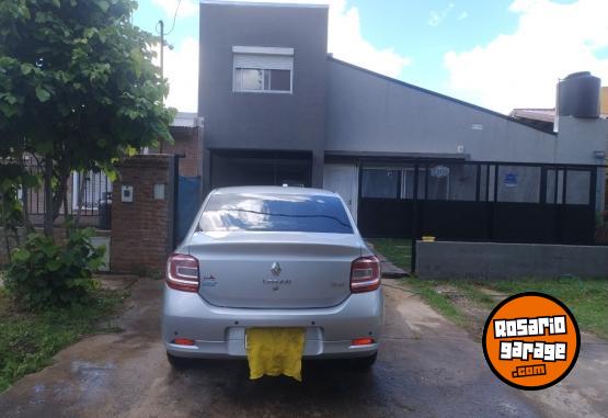 Autos - Renault Logan 2017 GNC 122000Km - En Venta
