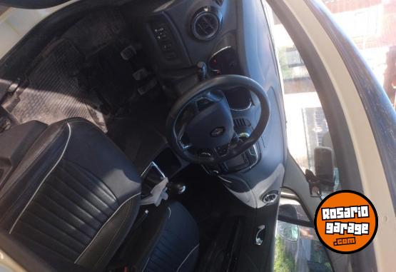 Autos - Renault Captur 2017 Nafta 84000Km - En Venta