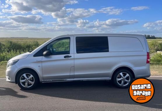 Utilitarios - Mercedes Benz Vito 2021 Diesel 60000Km - En Venta