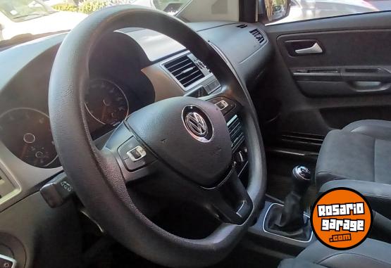 Autos - Volkswagen Suran NO focus cruze 2016 Nafta 130000Km - En Venta