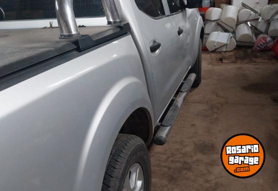 Camionetas - Nissan Frontier 2018 Diesel 130000Km - En Venta