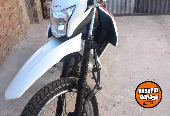 Motos - Honda Xr 150 2025 Nafta 3200Km - En Venta