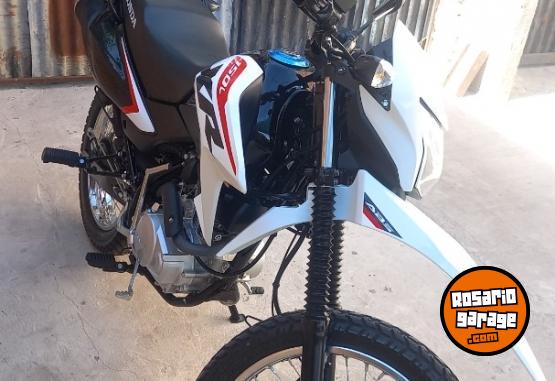 Motos - Honda Xr 150 2025 Nafta 3200Km - En Venta