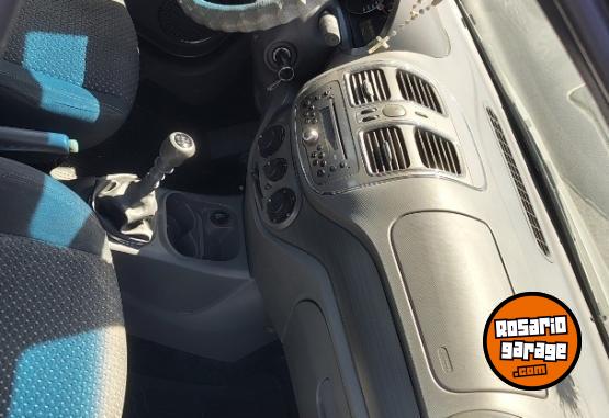 Autos - Fiat Grand Siena essence 2013 GNC 170000Km - En Venta