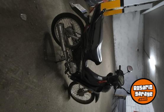 Motos - Corven Mirage R2 2020 Nafta 3600Km - En Venta