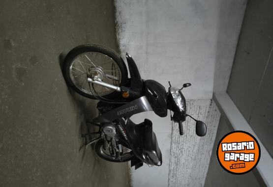 Motos - Corven Mirage R2 2020 Nafta 3600Km - En Venta