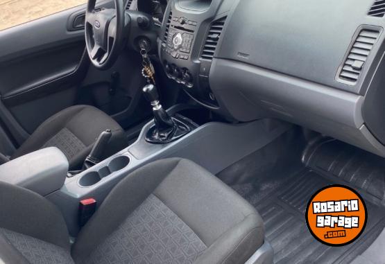 Camionetas - Ford Ranger XL 2017 Diesel 92000Km - En Venta