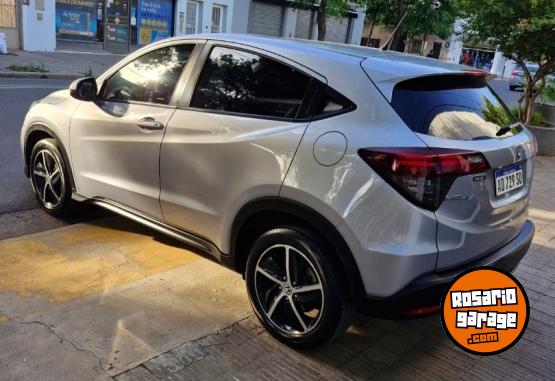 Autos - Honda HRV 2019 Nafta 60000Km - En Venta