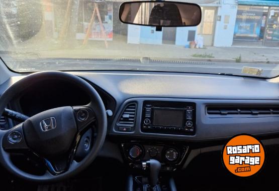 Autos - Honda HRV 2019 Nafta 60000Km - En Venta