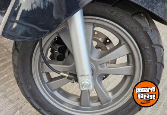 Motos - Kymco Like 125 scooter 2022 Nafta 10000Km - En Venta