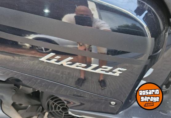 Motos - Kymco Like 125 scooter 2022 Nafta 10000Km - En Venta