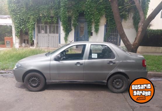 Autos - Fiat Siena 2010 GNC 260000Km - En Venta