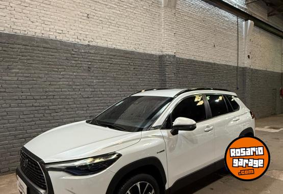 Camionetas - Toyota Corolla Cross 1.8 hibrida 2024 Nafta 29000Km - En Venta