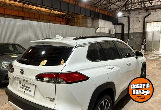 Camionetas - Toyota Corolla Cross 1.8 hibrida 2024 Nafta 29000Km - En Venta