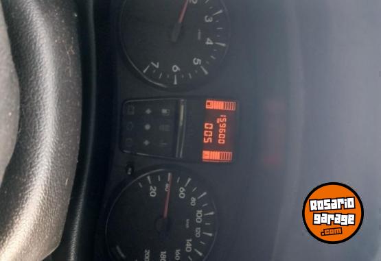 Utilitarios - Renault Kangoo 2014 GNC 111111Km - En Venta