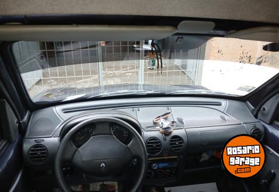 Utilitarios - Renault Kangoo 2014 GNC 111111Km - En Venta