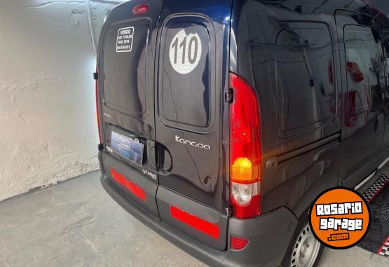 Utilitarios - Renault Kangoo 2014 GNC 111111Km - En Venta