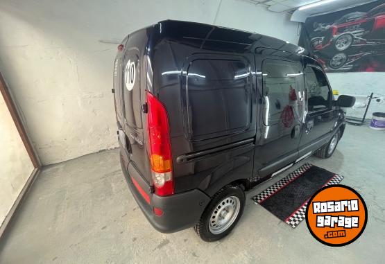 Utilitarios - Renault Kangoo 2014 GNC 111111Km - En Venta