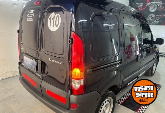 Utilitarios - Renault Kangoo 2014 GNC 111111Km - En Venta
