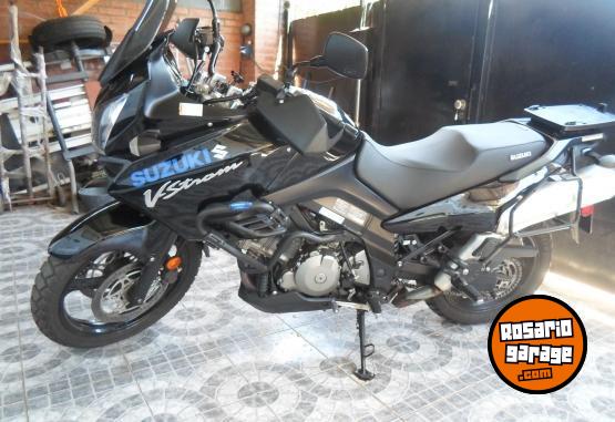 Motos - Suzuki DL 1000 2012 Nafta 30000Km - En Venta