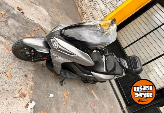 Motos - Kymco X town 2022 Nafta 9500Km - En Venta