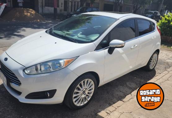 Autos - Ford Fiesta 1.6 KD Titanium 2016 Nafta 81000Km - En Venta