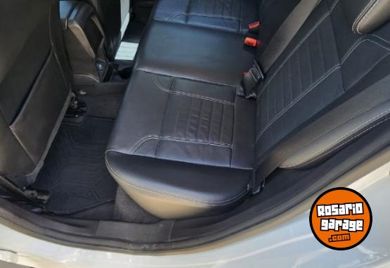 Autos - Ford Fiesta 1.6 KD Titanium 2016 Nafta 81000Km - En Venta