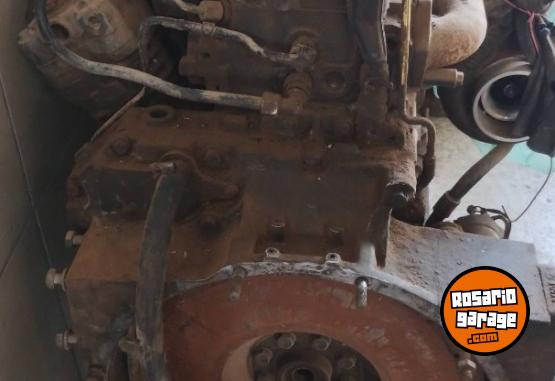 Camiones y Gras - Motor de tector 2008 - En Venta