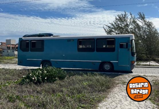 Camiones y Grúas - Motorhome Mercedes 1320 - En Venta