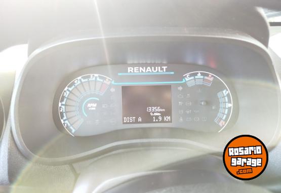 Autos - Renault KWID ICONIC BICOLOR 2025 Nafta 13000Km - En Venta