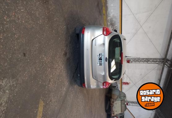 Autos - Ford Focus 2016 Nafta 100000Km - En Venta