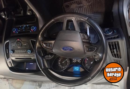 Autos - Ford Focus 2016 Nafta 100000Km - En Venta