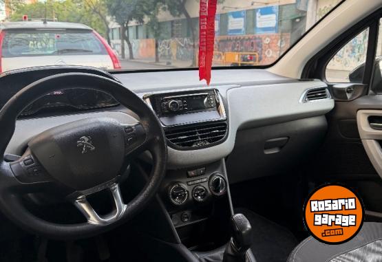 Autos - Peugeot 208 ACTIVE 1.5 2015 Nafta 44300Km - En Venta