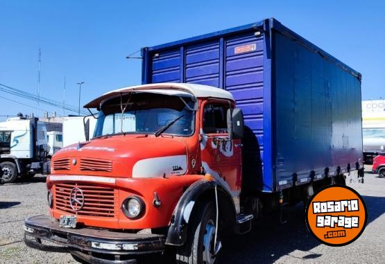 Camiones y Grúas - Mercedes Benz 1114 - En Venta
