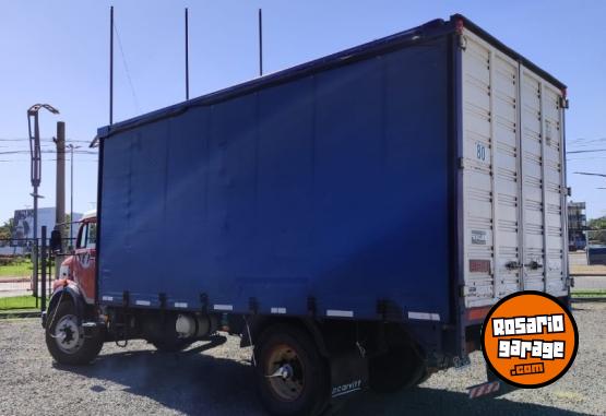 Camiones y Grúas - Mercedes Benz 1114 - En Venta